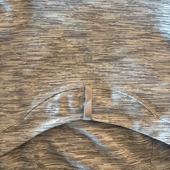 Lululemon Define Jacket - Picture 4 of 4